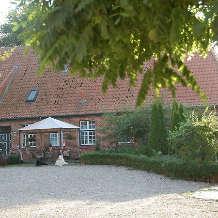 Ostseepferdehof Neukirchen  外观 照片